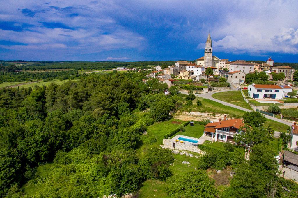 Villa Parenzana Вишнян Экстерьер фото