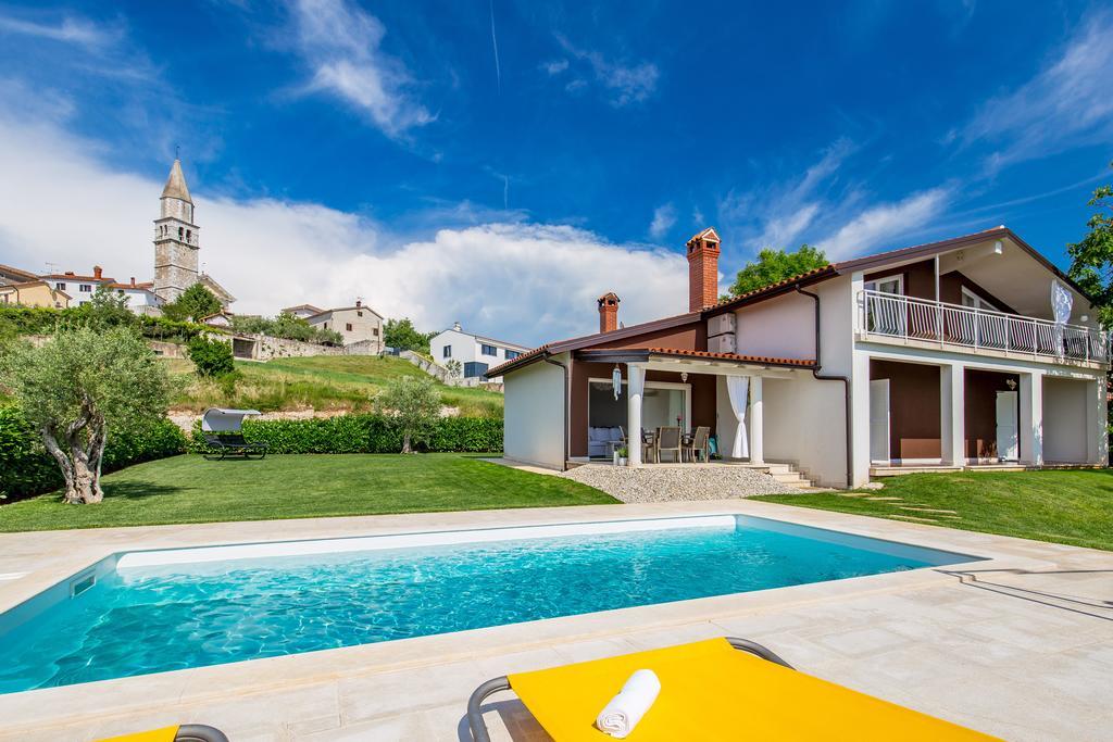 Villa Parenzana Вишнян Экстерьер фото